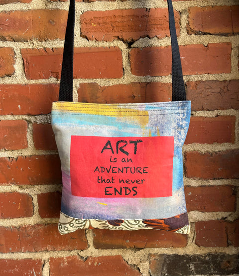 Art is an adventure that never ends Small Crossbody bag_3