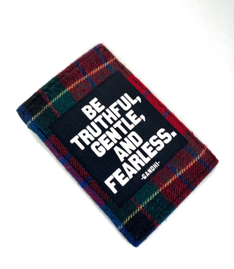 Be truthful, gentle, and fearless Mini wallet