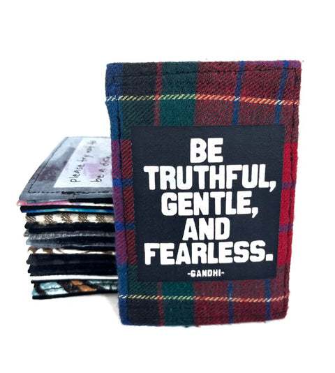 Be truthful, gentle, and fearless Mini wallet_3