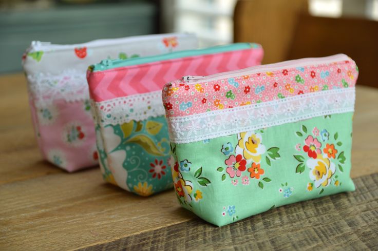 8 Ingenious Ways to Use a Zipper Pouch: Organization and Beyond!