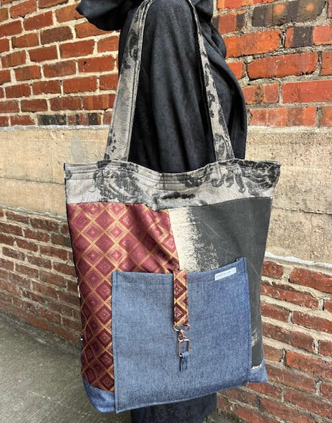 “Āzija” tote bag